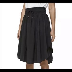 Lululemon everyday skirt
